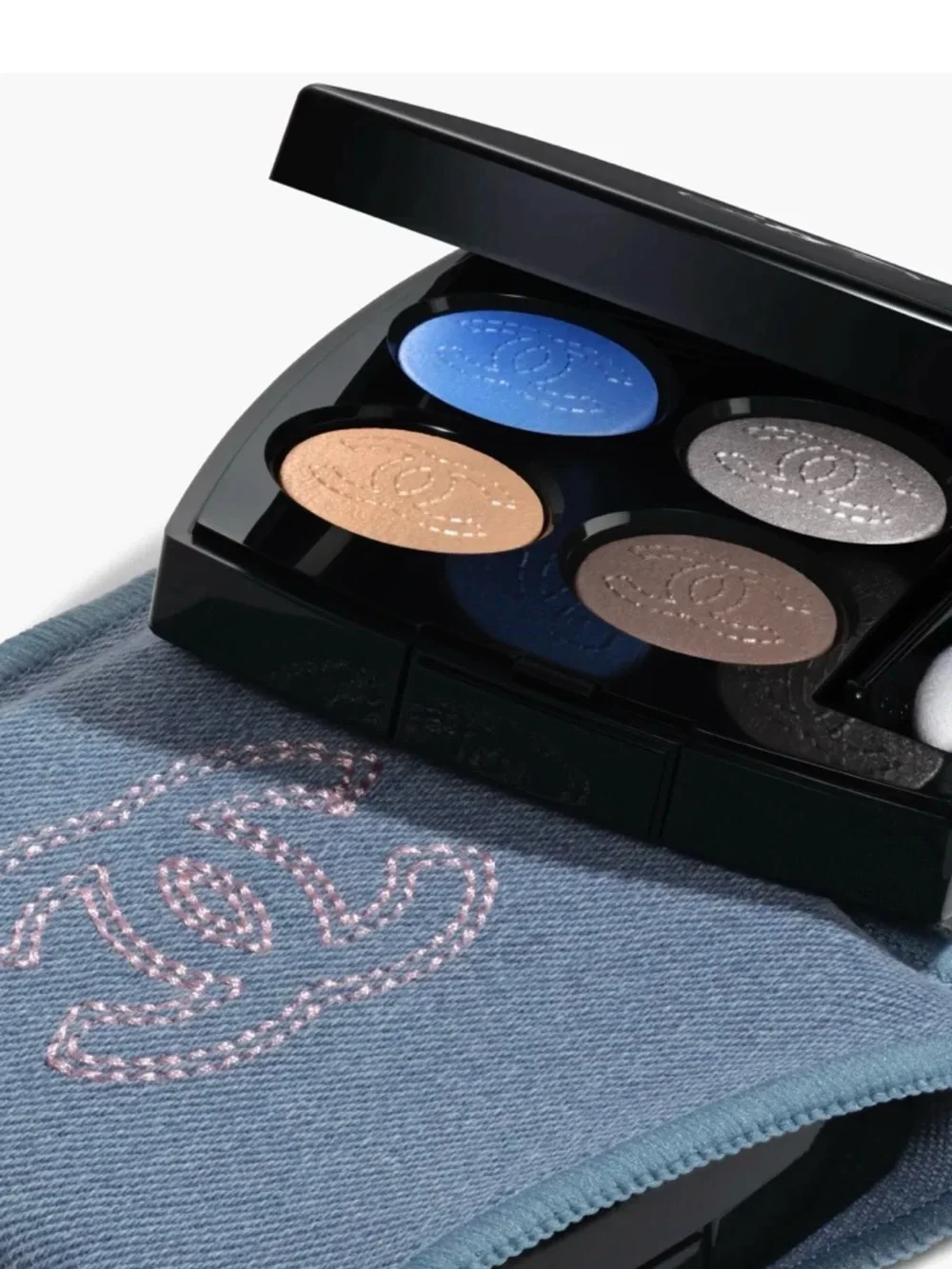 CHANEL Les 4 Ombres Eyeshadow Quad palette 29 COCO JEAN 2026 denim collection - Picture 2 of 9